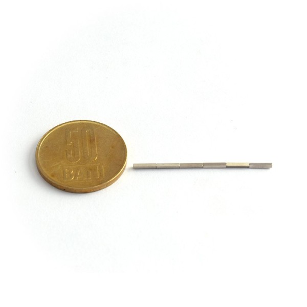 Magnet neodim bloc 1 x 1 x 6 mm - N42 lipiți - se constată magnetizarea