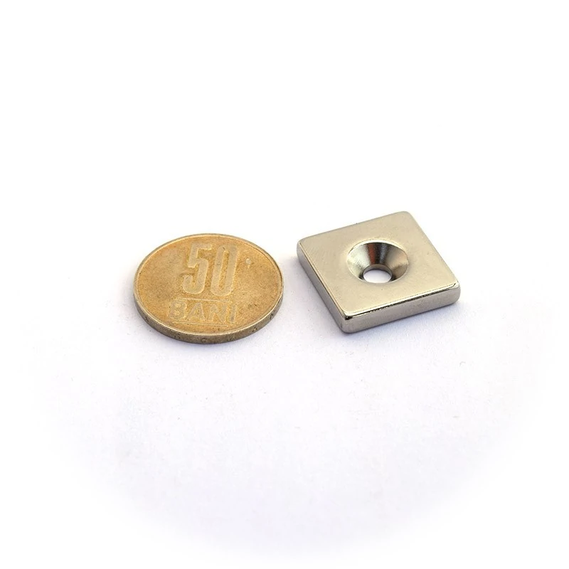 Magnet neodim bloc 20 x 20 x 4 mm cu gaura ingropata D4,5 D9,6 - N35 moneda