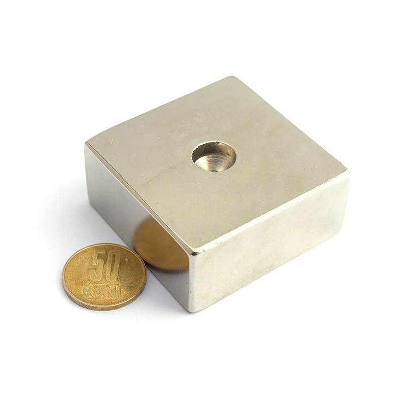 Magnet neodim bloc 55 x 55 x 25 mm cu gaura ingropata D5,5 D12 - N45 cu moneda