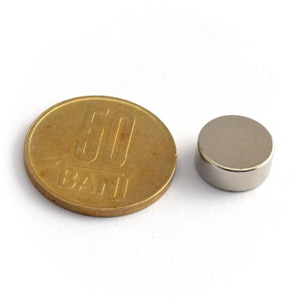 Неодимов магнит диск 12 x 5 мм - N48 с монета 50 стотинки