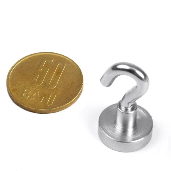 Неодимов магнит тенджера Ø16 мм с вътрешна резба и кука с монета 50 стотинки