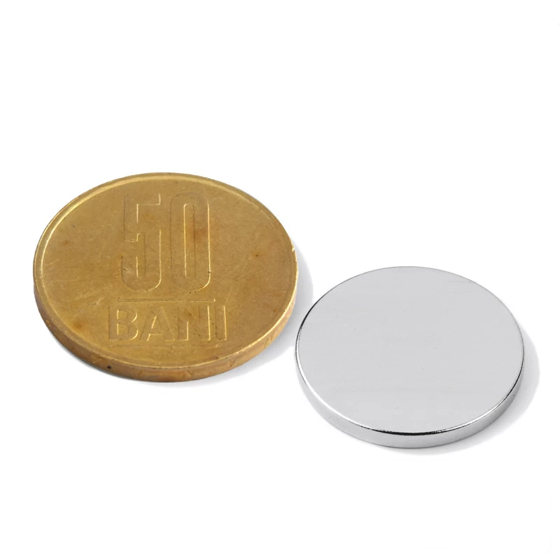 Magnet neodim disc 20 x 02 mm cu 50 bani