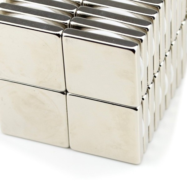 Magnet neodim bloc 30 x 30 x 5 mm grup