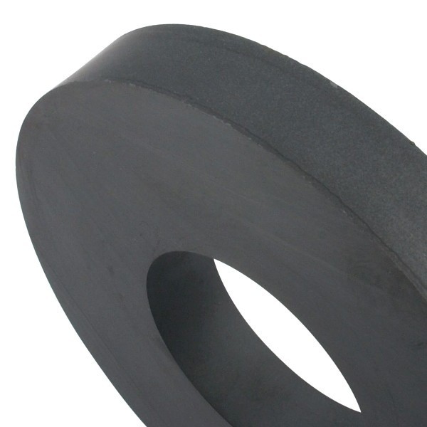 Magnet ferită inel 140 x 60 x 20 mm 4