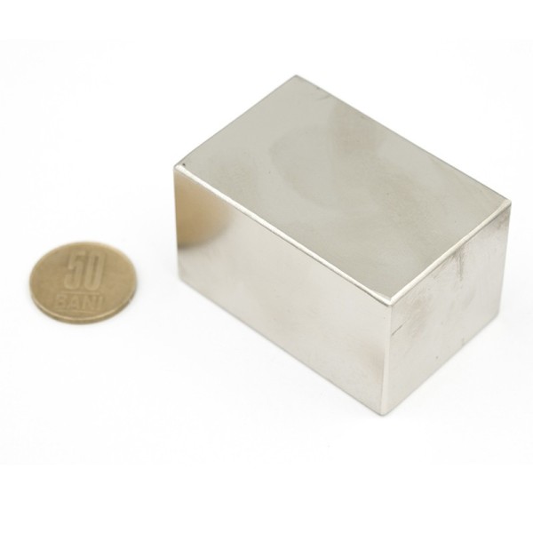 Неодимов магнит блок 60 x 40 x 35 мм с монета 50 стотинки