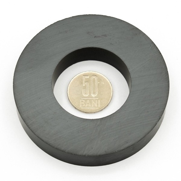 Феритен магнит пръстен 80 x 40 x 15 мм с монета 50 стотинки вътре