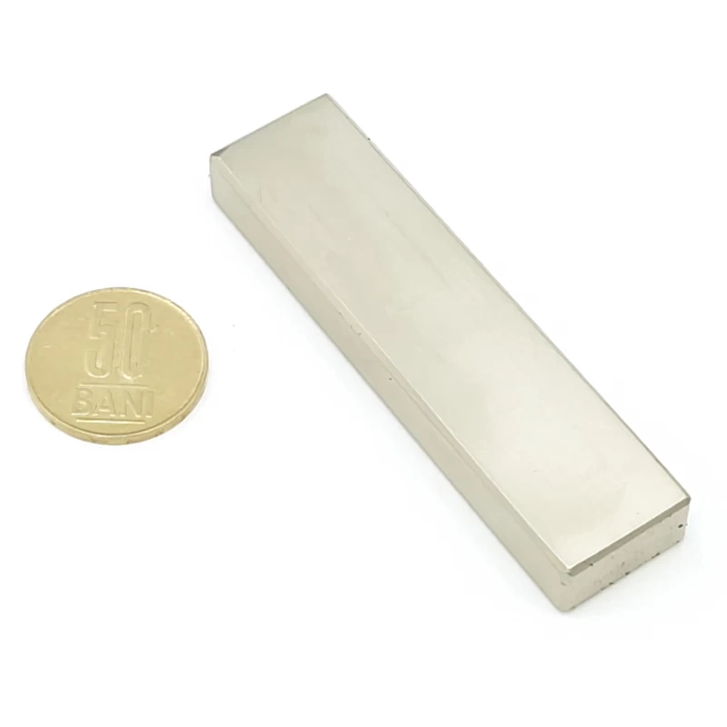 Magnet neodim bloc 80 x 20 x 10 mm cu moneda de 50 bani