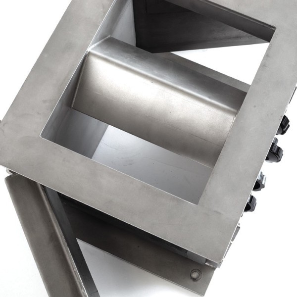 Separator magnetic cu plăci pentru tuburi dreptunghiulare 258 x 358 x 300 mm - cu ușile deschise