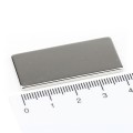 Неодимов магнит блок 40 x 20 x 2 мм в сравнение с линия