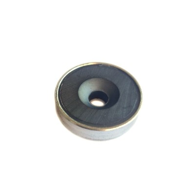Magnet ferită oală D 25 mm cu gaură cu șanfren