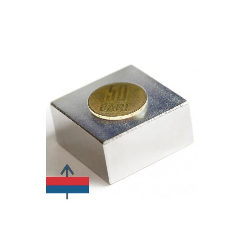 Magnet neodim bloc 40 x 40 x 20 mm cu moneda de 50 bani