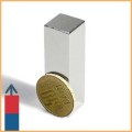 Неодимов магнит блок 50 x 15 x 15 мм вертикален